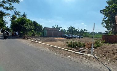 Pekarangan Bantul Dekat Kantor Kelurahan Wonokromo Jl. Imogiri Timur