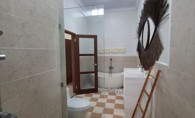 Villa ocean view yg terletak di Ungasan Kuta selatan