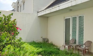 VERNONIA Summarecon Bekasi Hadap Danau depan Taman TERBESAR JUAL BU