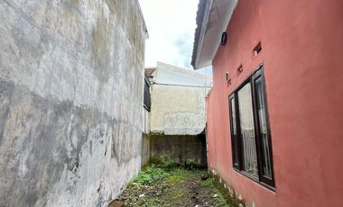 Rumah di kompleks perumahan Kekeri Lombok barat