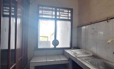 Jual Rumah 2 Lantai Semi Furnished di Komplek Cimanuk, Cirebon