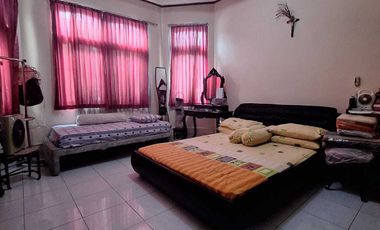 Jual Rumah 2 Lantai Semi Furnished di Komplek Cimanuk, Cirebon