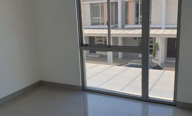 Sewa Rumah Pik 2 Uk 4,5x10 2 Kamar harga 40 Juta