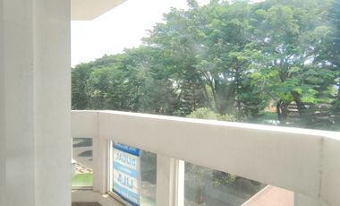 VERNONIA Summarecon Bekasi Hadap Danau depan Taman TERBESAR JUAL BU