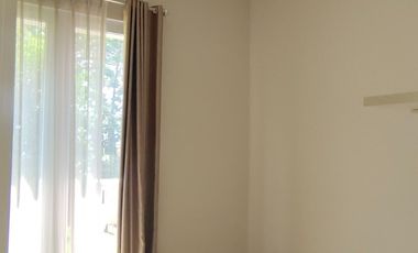 VERNONIA Summarecon Bekasi Hadap Danau depan Taman TERBESAR JUAL BU