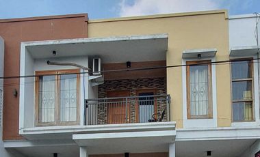 Rumah 2 Lantai di Gunung Sari Indah Surabaya SHM siap huni murah