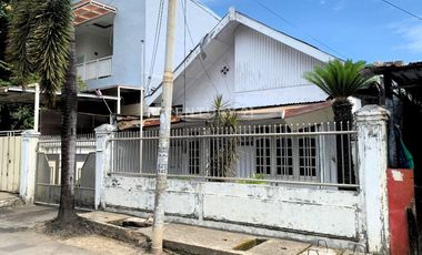 Rumah Siap Huni Di Jalan Angsa Cendrawasih II