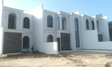 Rumah Premium 2 1/2 Lantai 6 Menit LRT Cibubur 900Jutaan