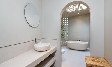 Brand-new 2 bedroom 2-storey villa for sale or lease in Ungasan, Bali