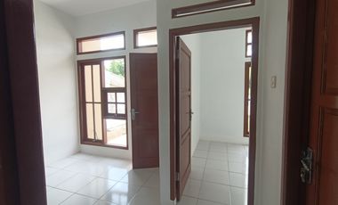 Jual Rumah Siap Huni Bisa KPR Di jln Hj Ghofur paku Haji Cimahi KBB