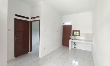 Jual Rumah Siap Huni Bisa KPR Di jln Hj Ghofur paku Haji Cimahi KBB
