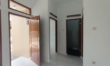 Jual Rumah Siap Huni Bisa KPR Di jln Hj Ghofur paku Haji Cimahi KBB