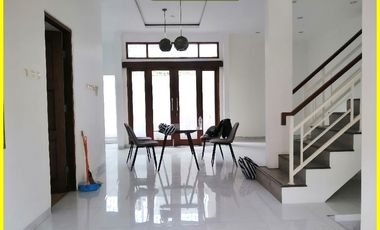 Utara Hotel Tentrem Jogja 1 Km ke Tugu Jogja, Perumahan Eksklusif Siap Huni jl magelang UGM