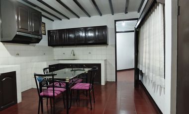 Rumah terawat dibawah NJOP lokasi strategis Suryalaya buahbatu bandung