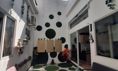 Dijual rumah mewah siap pakai Jl. Surya - Komp. Surya Residence