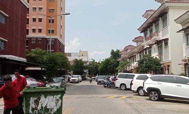 DISEWAKAN CEPAT TOWNHOUSE