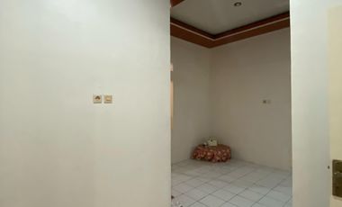 Dijual Rumah Siap Huni + Perabot di Nusa Tamalanrea Indah - Makassar