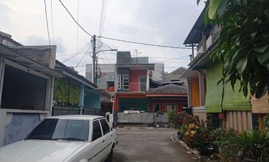 Rumah SHM 14 menit ke Summarecon Mall Bekasi Dibantu KPR J-35780