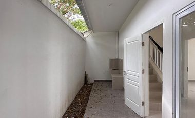 Rumah siap Huni lokasi strategis  di belakang kantor bupati Gowo