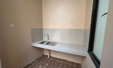 Rumah SHM 2 Lt Hadap Utara 14 Menit ke Mitra Keluarga Jatiasih J-35961