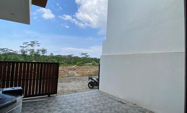 Villa Baru Jadi Di Benoa Badung Bali Denga Kawasan Elite