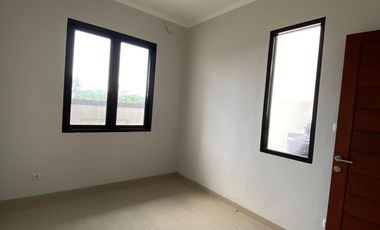 Villa Baru Jadi Di Benoa Badung Bali Denga Kawasan Elite