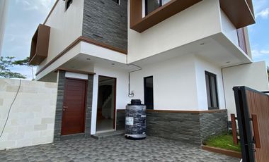 Villa Baru Jadi Di Benoa Badung Bali Denga Kawasan Elite