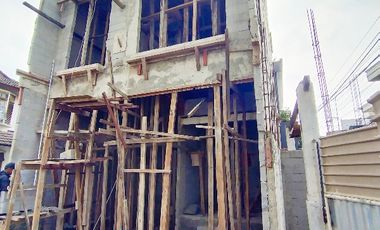 DIJUAL RUMAH CLUSTER 3 LANTAI DI TANJUNG BARAT SELATAN JAKARTA SELATAN