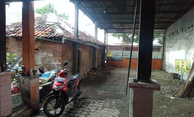 HITUNG TANAH SAJA Rumah Nol Jalan Raya Kolonel Sugiono Waru Sidoarjo