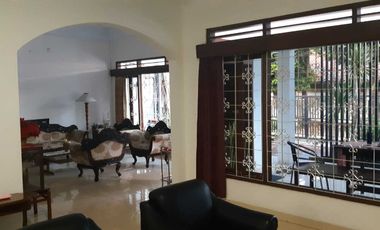 Disewakan Rumah 2 Lt Cocok Utk Kantor di Kebayoran Baru Jaksel -14755