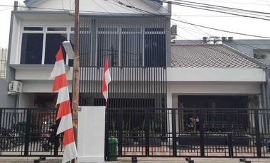 Disewakan Rumah 2 Lt Cocok Utk Kantor di Kebayoran Baru Jaksel -14755