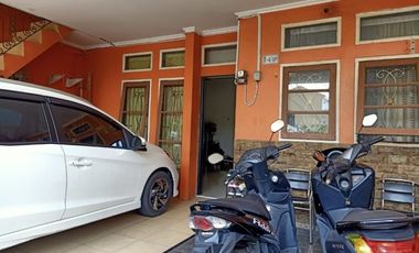 Rumah 2 Lt Hadap Timur 14 Menit ke Lagoon Avenue Mall Bekasi J-34415