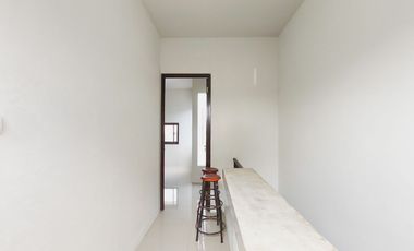 Rumah 3 Lt Hadap Utara 15 Mnt ke Pintu Tol Jatiwarna Siap KPR J-32720