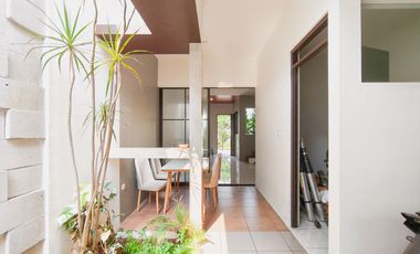 Rumah 3 Lt Hadap Utara 15 Mnt ke Pintu Tol Jatiwarna Siap KPR J-32720