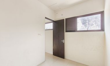 Rumah 3 Lt Hadap Utara 15 Mnt ke Pintu Tol Jatiwarna Siap KPR J-32720