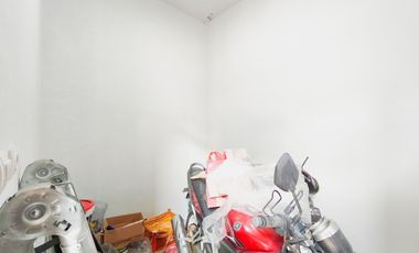 Rumah 3 Lt Hadap Utara 15 Mnt ke Pintu Tol Jatiwarna Siap KPR J-32720