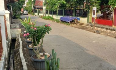 Rumah LT 128 SHM 19 Menit ke Grand Galaxy Park Bebas Banjir J-33617
