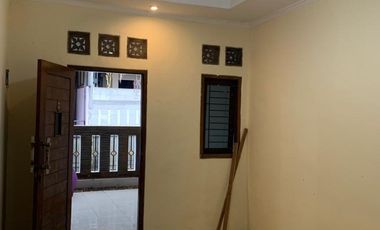 Rumah SHM LT 105 dekat Rumah Sakit Jatisampurna Bebas Banjir J-33603