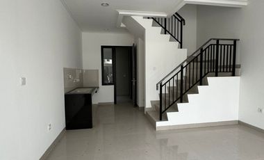 Sewa Rumah PIK 2 Uk 4,5x12,5 ada 2 Kamar Harga 40 Juta