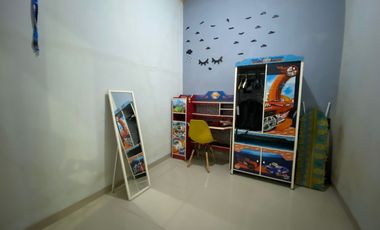 Rumah 12 Menit ke Gerbang Tol Cibubur SHM Hadap Utara J-34226