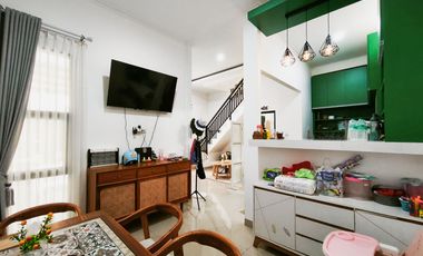 Rumah 2 Lt Bebas Banjir 9 Menit ke Grand Galaxy Park Siap KPR J-34811