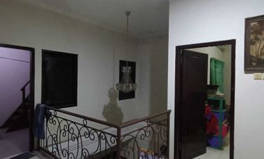 Rumah Dekat Perkantoran di Perum Puri Indah Sidoarjo Kota