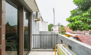 Rumah Luas Hadap Timur 15 menit ke Grand Galaxy Park Siap KPR J-33257