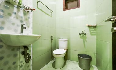 Rumah Luas Hadap Timur 15 menit ke Grand Galaxy Park Siap KPR J-33257