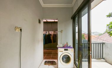 Rumah Luas Hadap Timur 15 menit ke Grand Galaxy Park Siap KPR J-33257