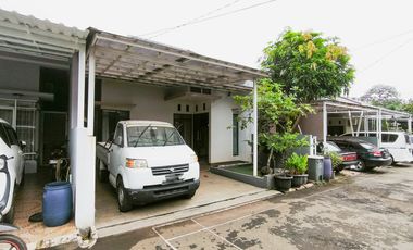 Rumah Luas Hadap Timur 15 menit ke Grand Galaxy Park Siap KPR J-33257