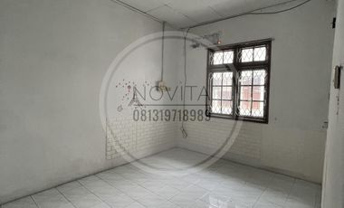 Disewakan Rumah di Teluk Gong 3 Lantai Unfurnished