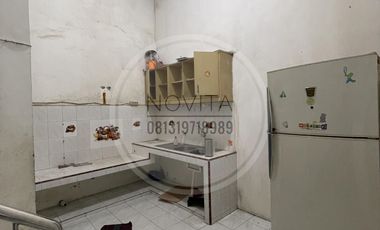 Disewakan Rumah di Teluk Gong 3 Lantai Unfurnished