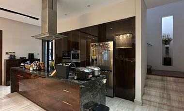 Pejaten Pasar Minggu Luxurious Resort House Design Aang Wirawan