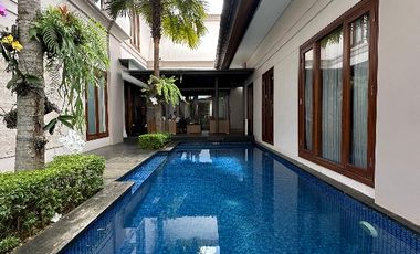 Pejaten Pasar Minggu Luxurious Resort House Design Aang Wirawan